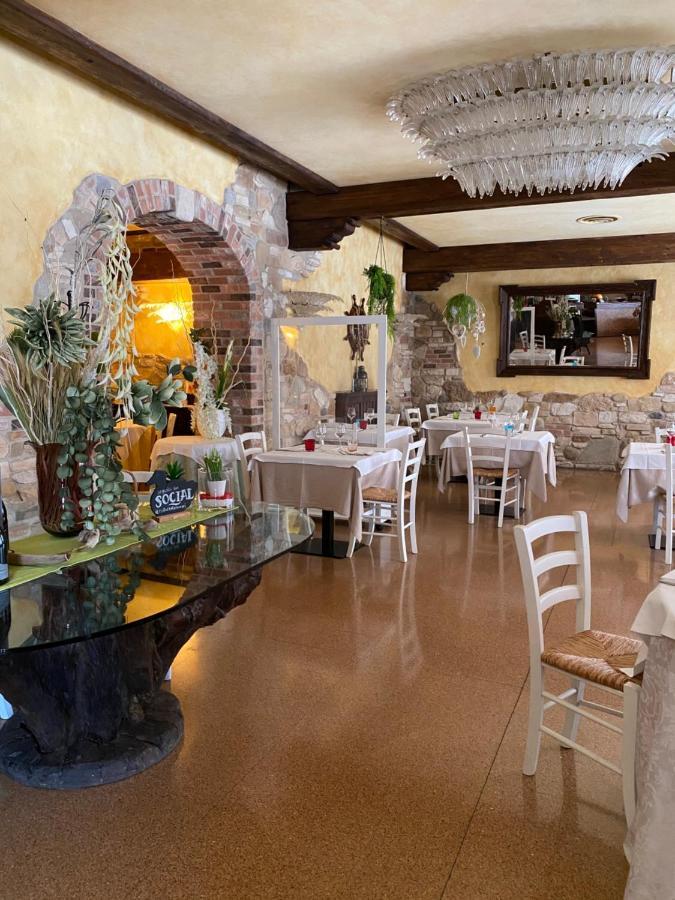 Locanda Ferrari Goro 外观 照片