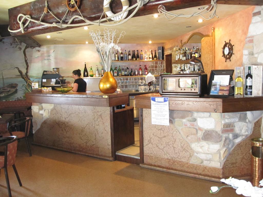 Locanda Ferrari Goro 外观 照片